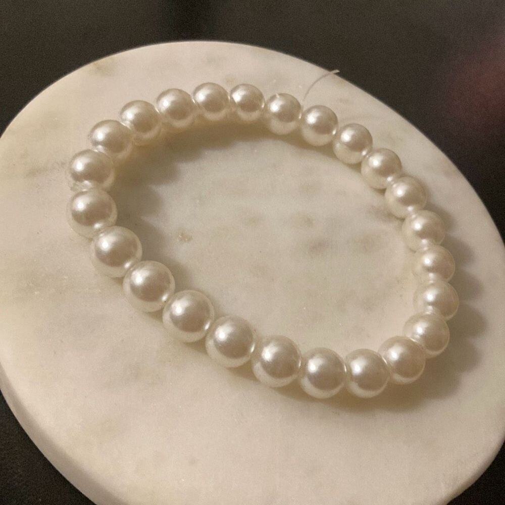 Pearl bead fashion bracelet
